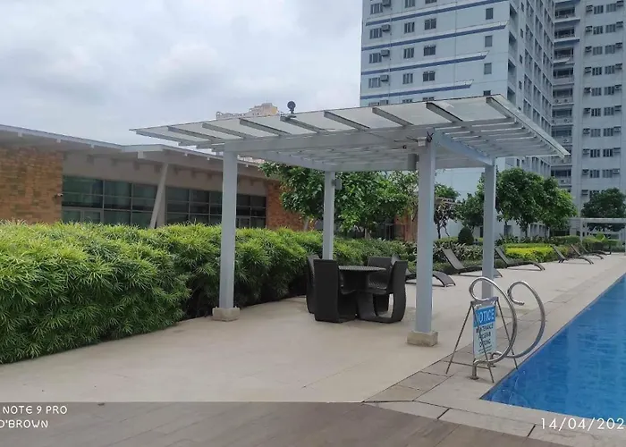 Grass Tower 3 20th With Balcony *