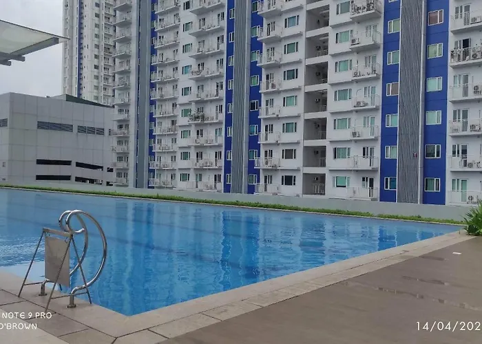 Grass Tower 3 20th With Balcony *
